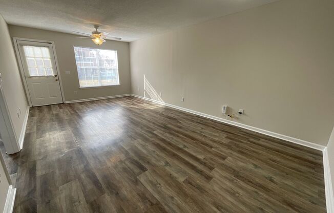 1 bed, 1 bath, 765 sqft, $1,075, Unit 2700-3