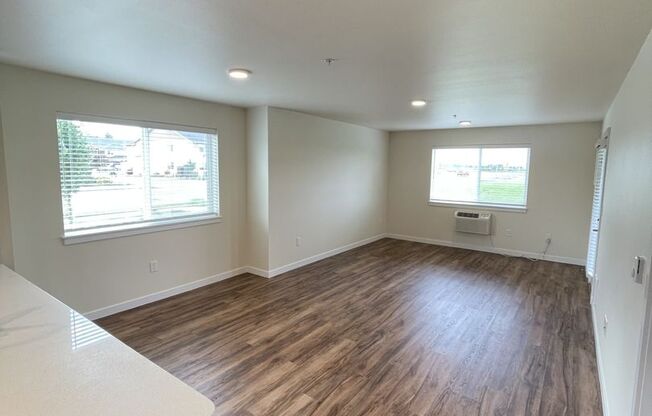 2 beds, 2 baths, 1,106 sqft, $1,800, Unit 8878-304