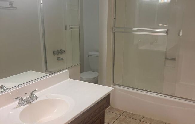 1 bed, 1 bath, $2,350, Unit 02