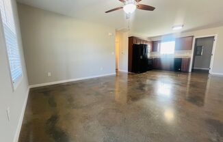 2 beds, 1 bath, $1,400