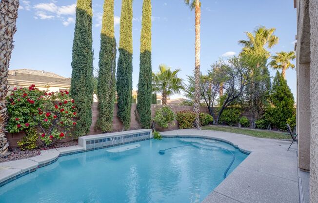 Summerlin~4 Bedroom~Private Pool~All Appliances Included