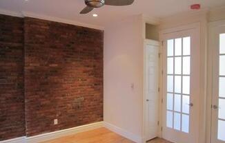 3 beds, 1 bath, $6,395, Unit 23