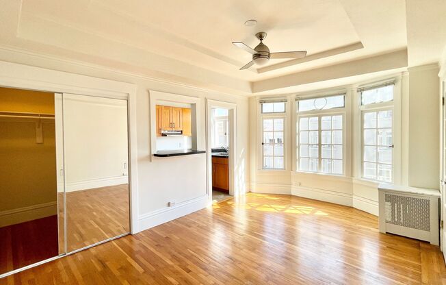 Studio, 1 bath, $1,995, Unit 402