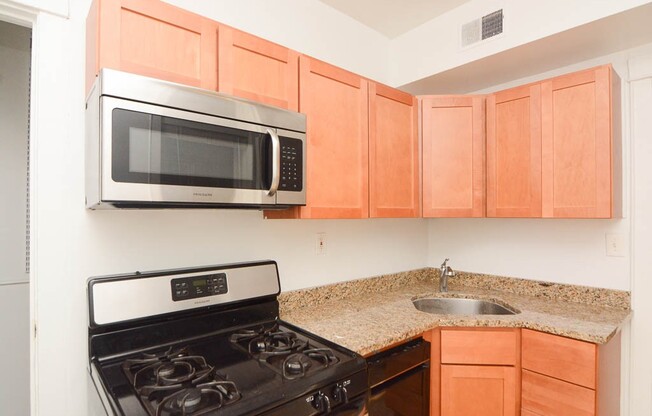 2657 Saint Louis