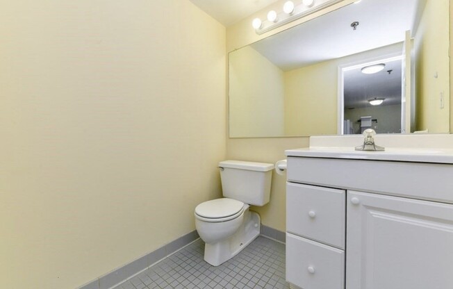 2 beds, 1.5 baths, 769 sqft, $3,000, Unit 612
