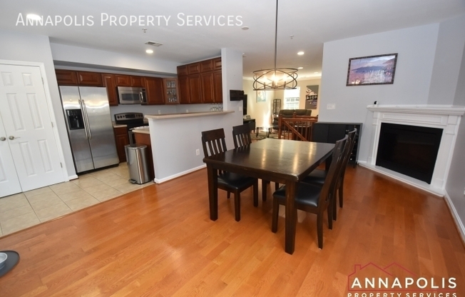 2140 HIDEAWAY CT