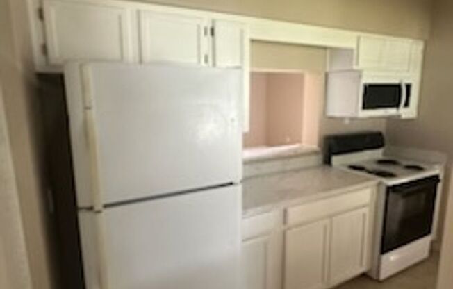 2 beds, 2 baths, $1,500, Unit Unit 3