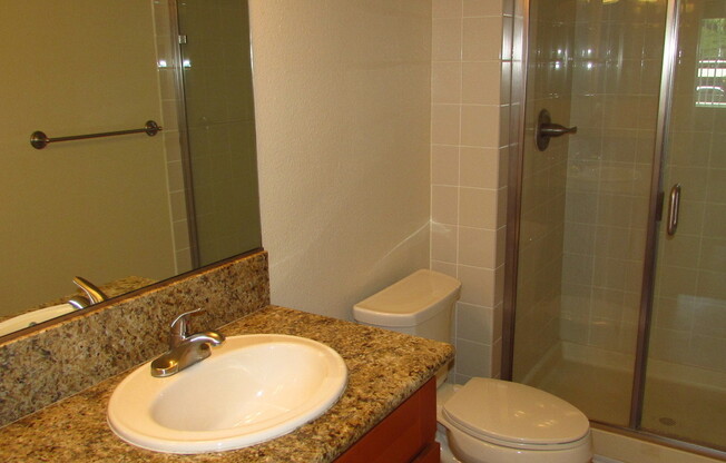 2 beds, 2 baths, $2,995, Unit Unit G