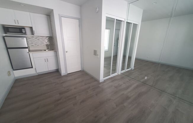 5465 E. 2nd St.