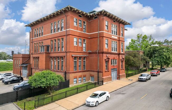 4528 Nebraska Apartments LLC