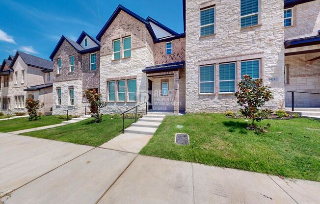 Brand New 3 bedroom Home for Rent in Irving!