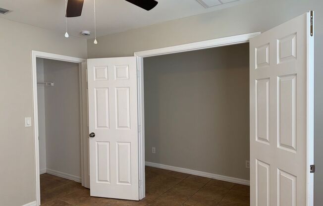 Experience this Cape Coral 3 bedroom 2 bath corner duplex with 1 car garage and screened in lanai.