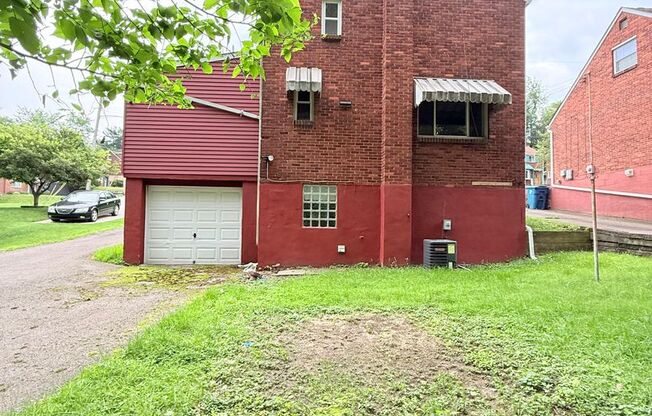 Freshly Painted 3BD/1.5BA Single Family Home in Penn Hills