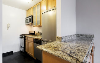 788 Columbus Ave #17N