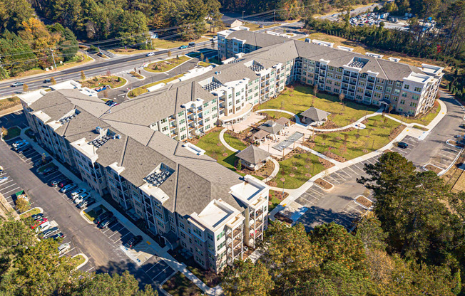 Dominium-Stonepointe-Aerial Exterior