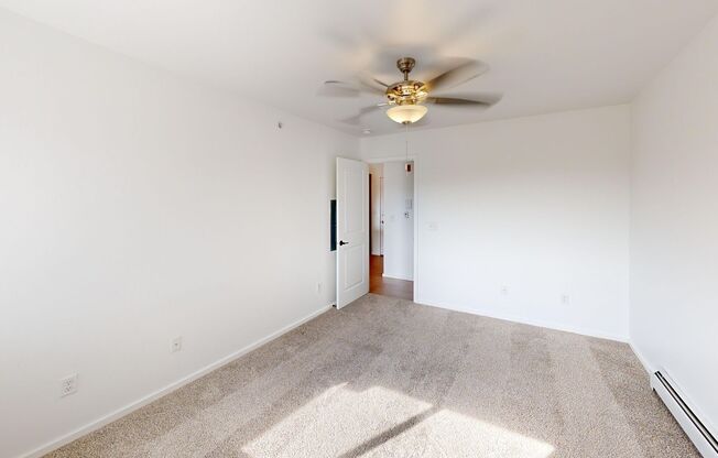 1 bed, 1 bath, 663 sqft, $1,219, Unit 1244-19
