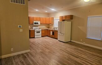 2 beds, 1.5 baths, 1,350 sqft, $2,500, Unit A