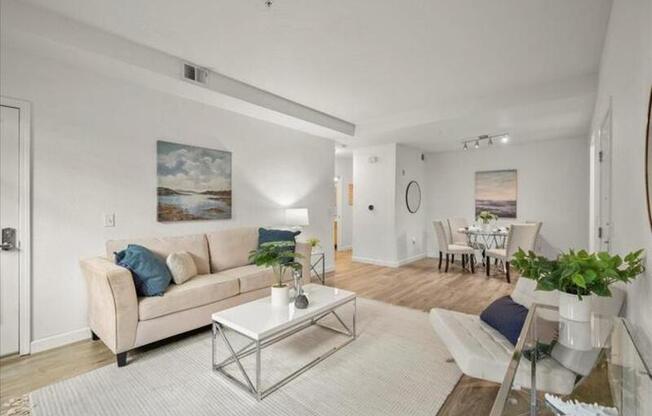 423 N 2 ST
