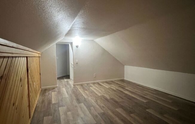 3 beds, 1 bath, $1,350