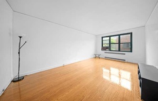 34 40 79 ST