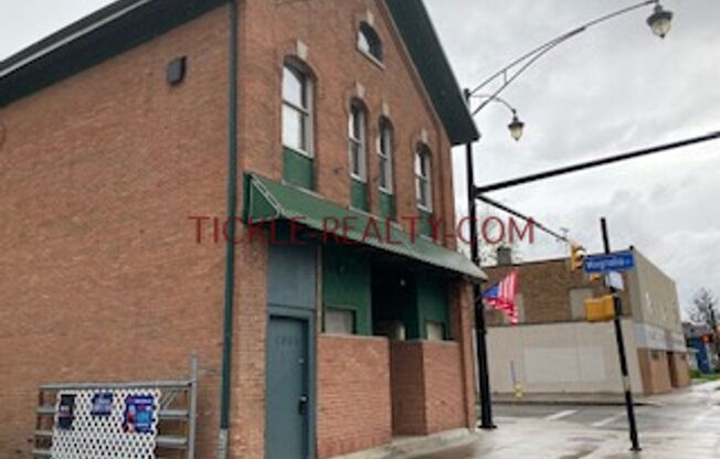 1006 S Plymouth Ave