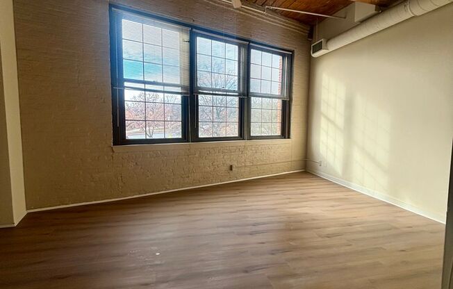 Studio, 1 bath, 552 sqft, $1,549, Unit 201