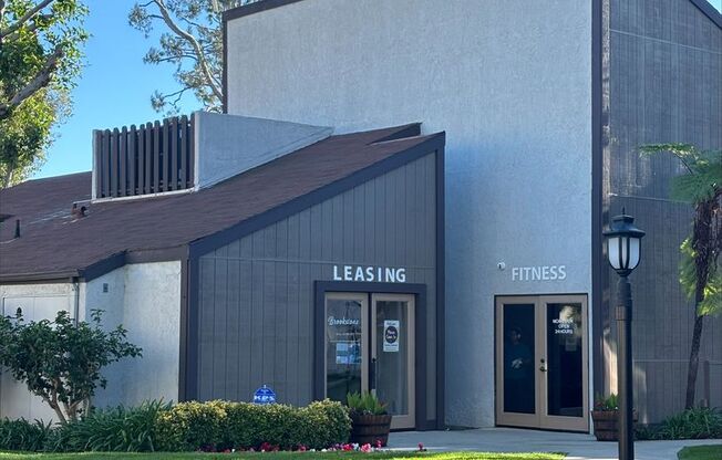 1 bed, 1 bath, 750 sqft, $2,330, Unit 1410