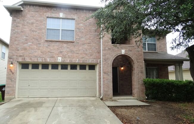 Spacious 4 Bedroom 2.5 Bath 2 Car Garage in Desirable NW Bridgewood Subdivision