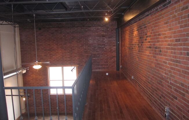 3 beds, 2 baths, 1,300 sqft, $1,620, Unit AW 122