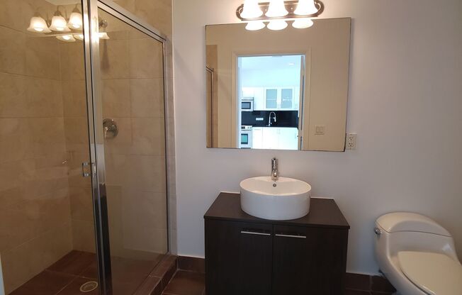 Studio, 1 bath, 737 sqft, $2,650, Unit Unit 607