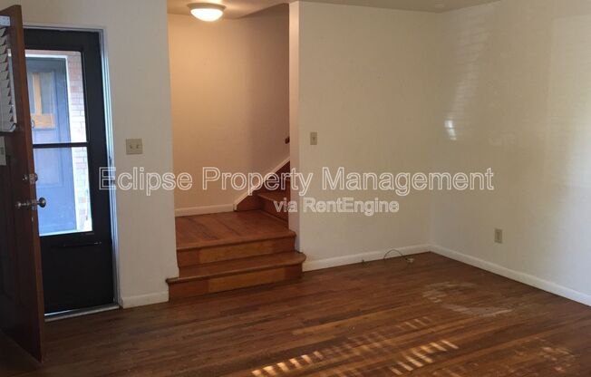 2 beds, 1.5 baths, 1,260 sqft, $1,300