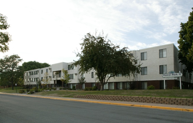 forest park ii apartments near park trail pool