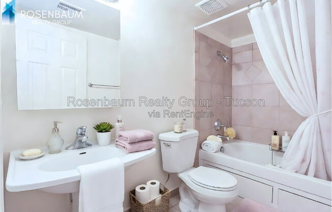 1 bed, 1 bath, 570 sqft, $579, Unit 206