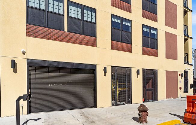 Studio, 1 bath, 398 sqft, $1,150, Unit 203