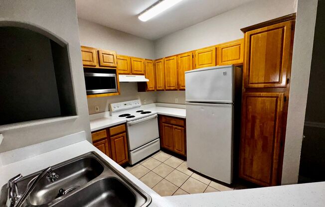 2 beds, 2 baths, $1,795