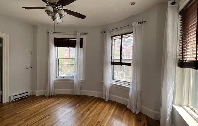 583 MASSACHUSETTS AVE