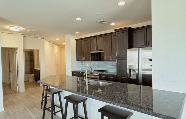 2 beds, 2 baths, 1,191 sqft, $1,995, Unit 320