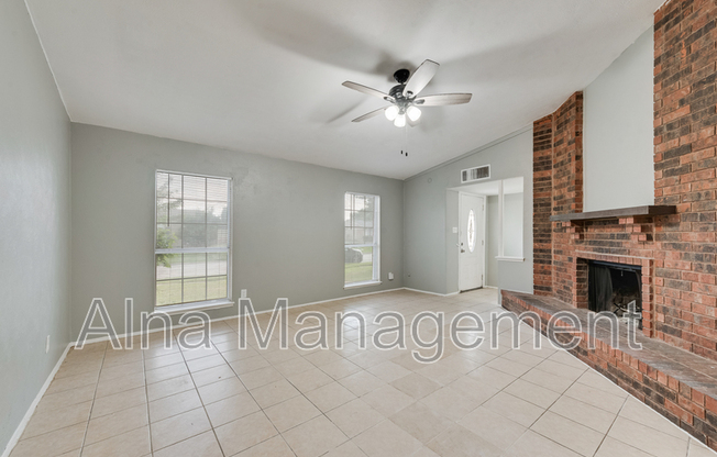 125 LUCINDA DR