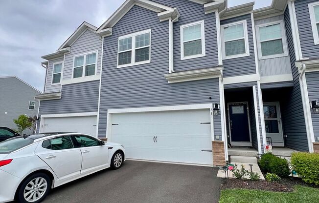 Stunning 4-Bed Townhome in Quakertown! Available March 1st!