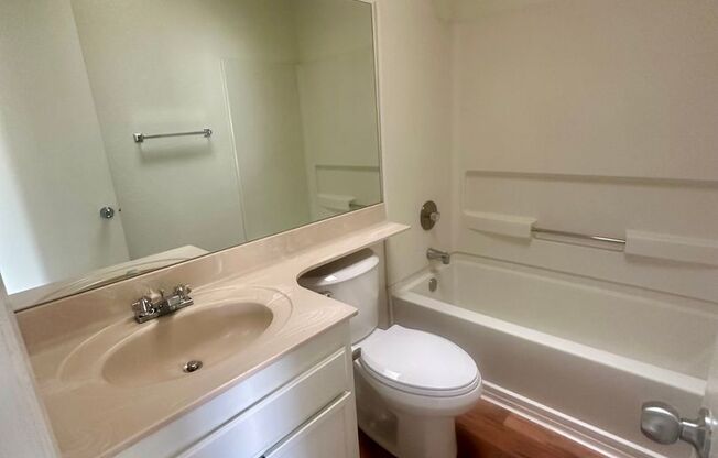 2 beds, 2 baths, 728 sqft, $2,799, Unit 25