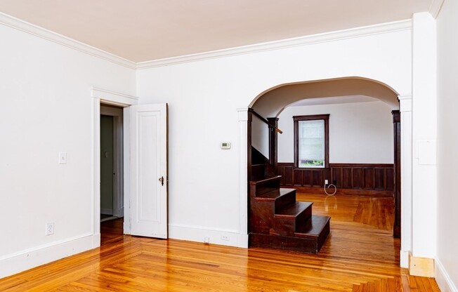 327 HIGH ST