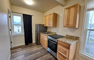 1 bed, 1 bath, $950, Unit 4