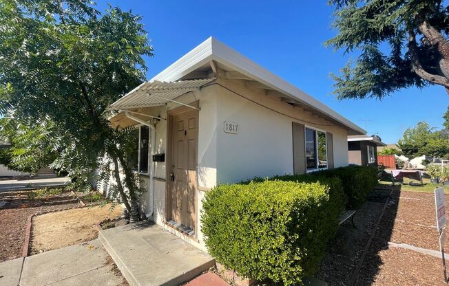 1817 Foxworthy Ave