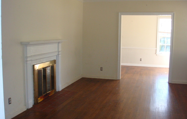 FOUR BEDROOM!!