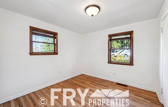 3 beds, 1 bath, $2,350