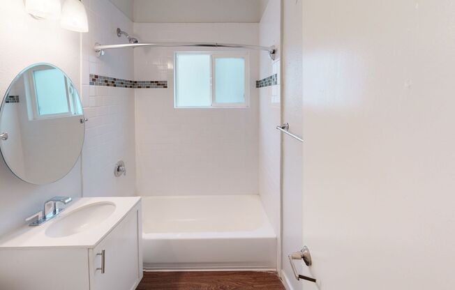 Studio, 1 bath, 436 sqft, $1,495, Unit 122