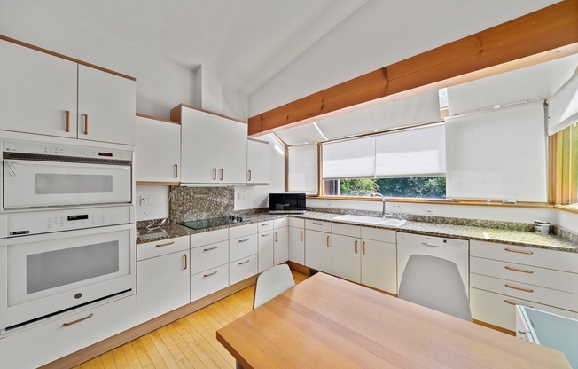 37 HARWICH RD