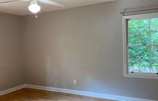 Newly renovated 3 bedroom home in Forest Heights