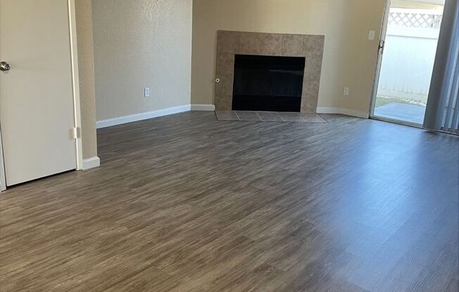 2 beds, 2.5 baths, 1,215 sqft, $1,800, Unit 18-101