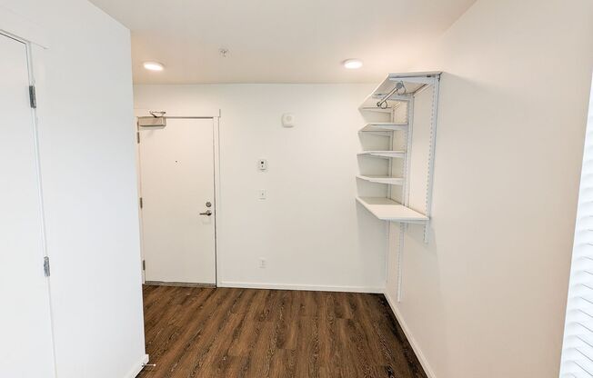 Studio, 1 bath, 186 sqft, $1,375, Unit 501